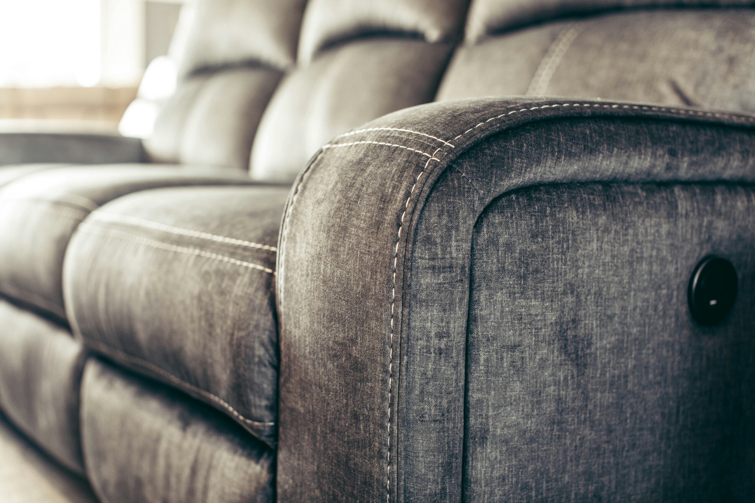 Budgeting for Upholstery Cleaning Without Sacrificing Quality ()