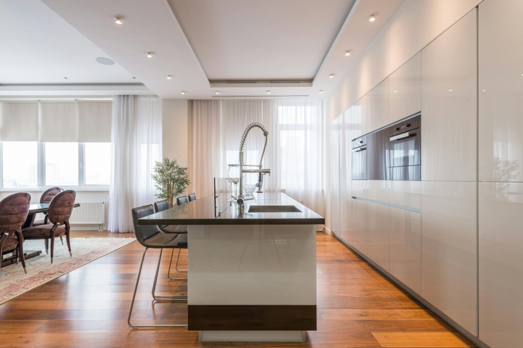 The Best Way to Maintain Laminate Floors in Summer